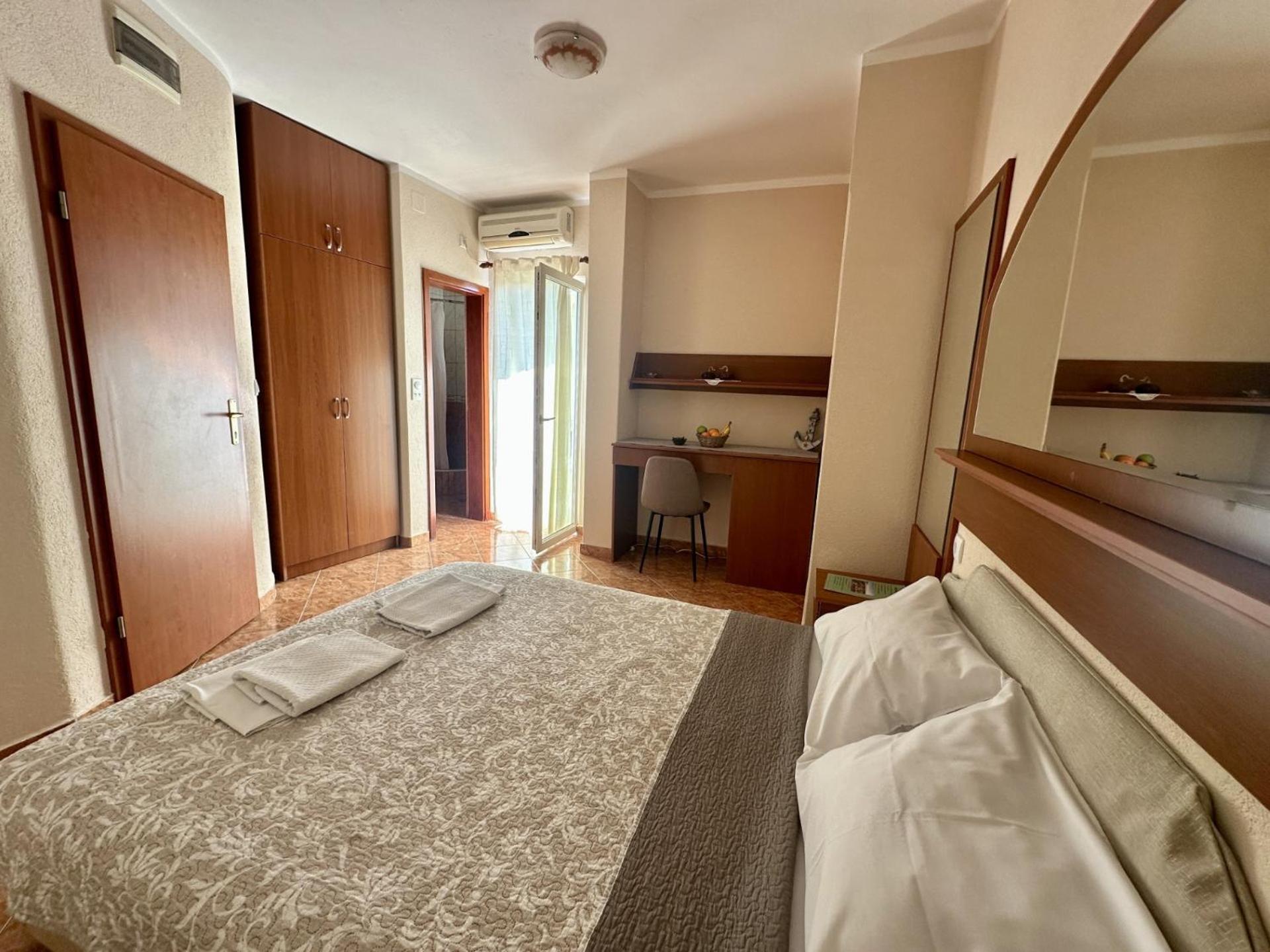 Hotel Pansion Nobel Petrovac Exteriér fotografie