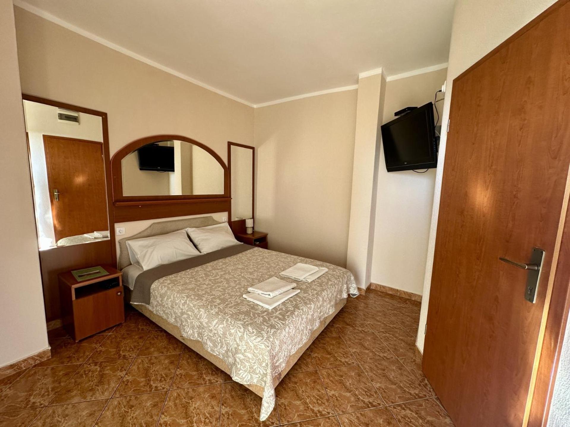Hotel Pansion Nobel Petrovac Exteriér fotografie